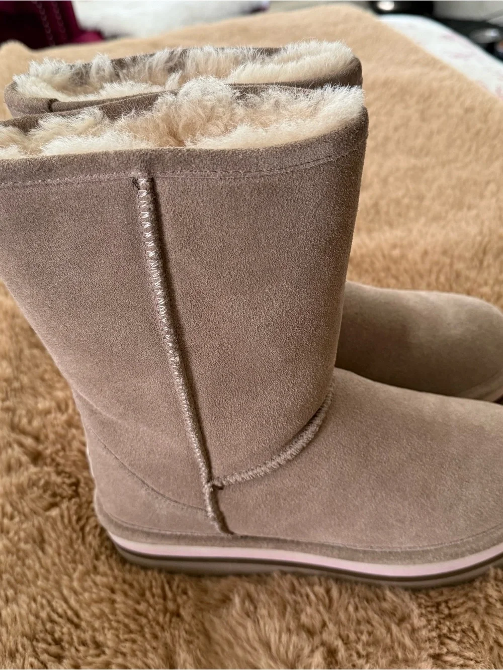 BearPaw like new